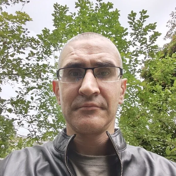 Виктор